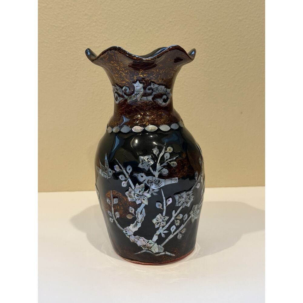 Vintage Black Lacquer Mother of Pearl Inlay Vase Birds Floral Ruffled Rim